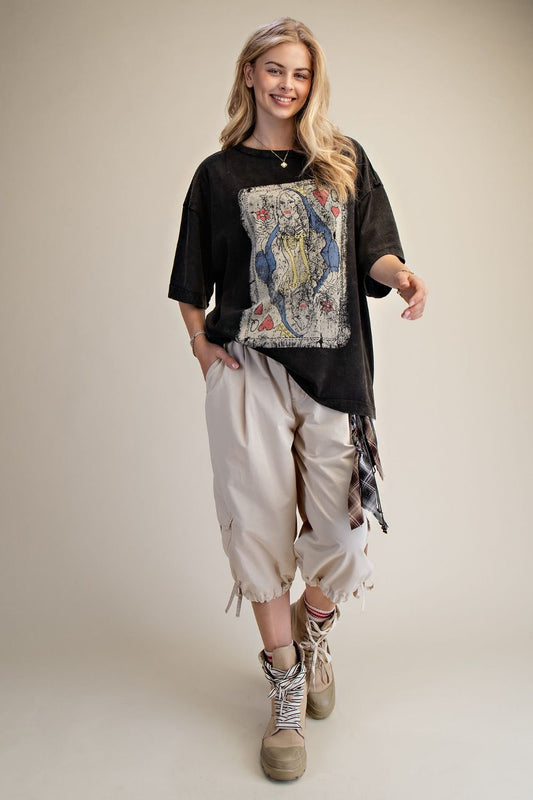 "Sassy Crown" Queen of Hearts Card Tee in Black