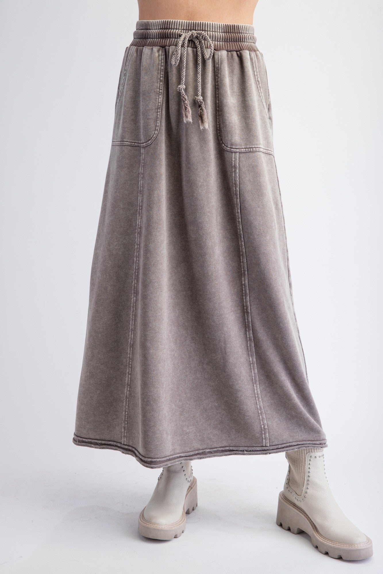 "Dani" Cargo Midi Maxi Skirt in Mocha